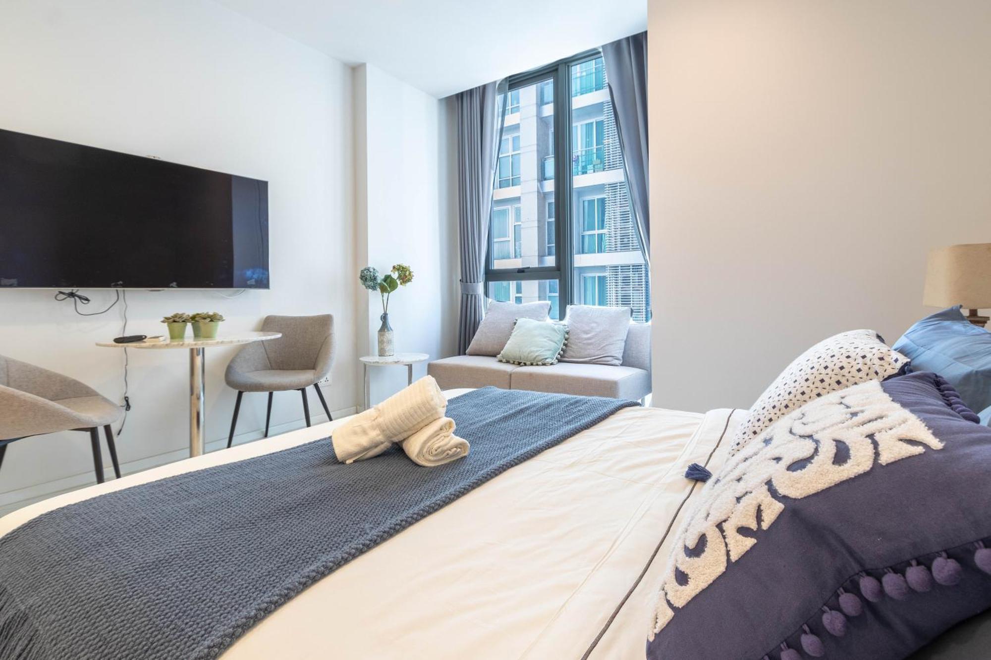 Hyde Sukhumvit 11 Branded Suites 방콕 외부 사진